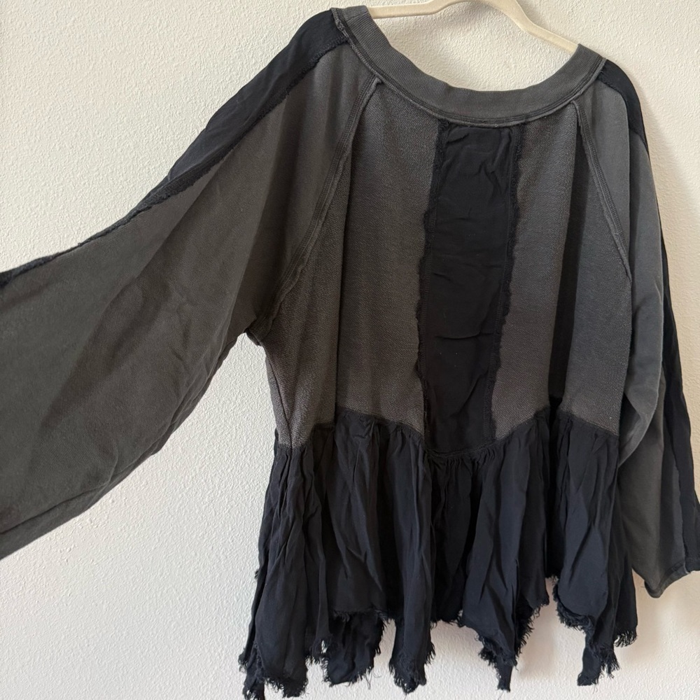 Free People Duster Pullover with Ruffled Asymmetrical Hem Black Large - Picture 7 of 8